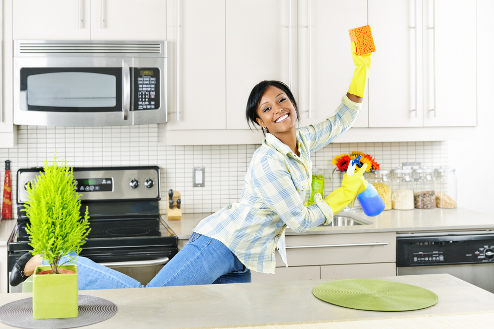 Tủ bếp nhôm kính, tủ bếp Biên Hòa, Đồng Nai, vệ sinh tủ bếp